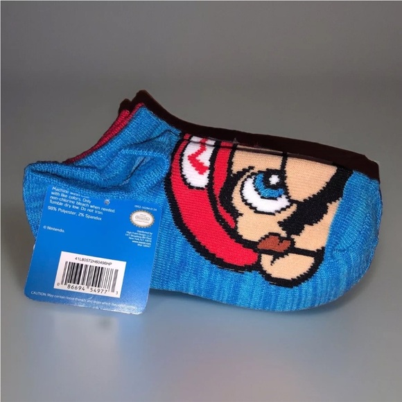 NEW SUPER MARIO BROS. Boys Socks - 5 Prs- Youth Shoe Size 7.5-3.5 Nintendo - Picture 4 of 5